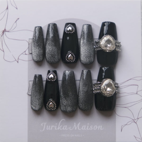 Jurika Maison black cat eye ombre elegant press on nails