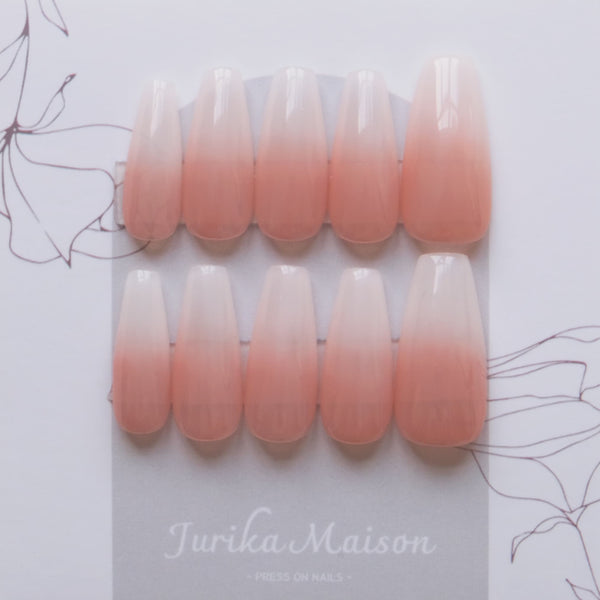 Jurika Maison classy nude ombre long almond press on nails