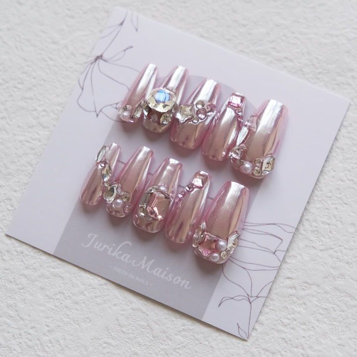 Jurika Maison Y2k pink chrome long almond press on nails