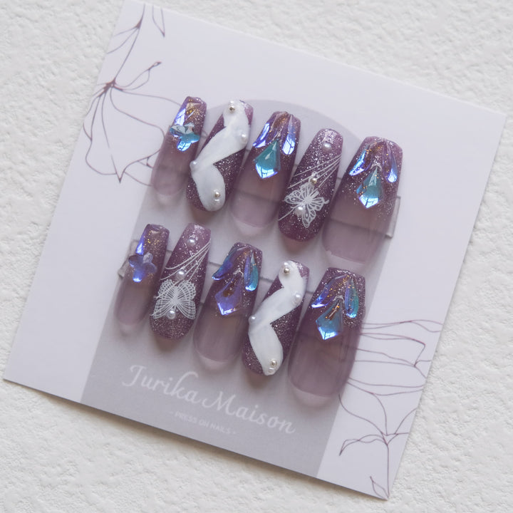 Jurika Maison purple ombre press on nails