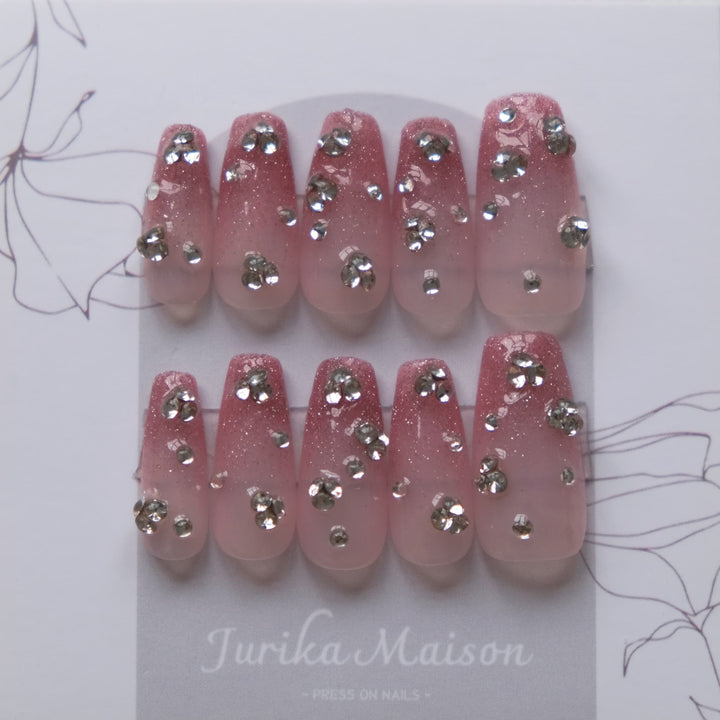 Jurika Maison rosy ombre crystal press on nails